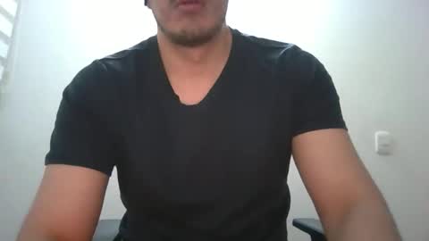 Snapshot of erra311 chatting on 12-16-25, 05:34 erra311 online show from 12-16-25, 05:34