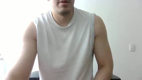 Snapshot of erra311 chatting on 12-19-25, 06:04 erra311 online show from 12-19-25, 06:04