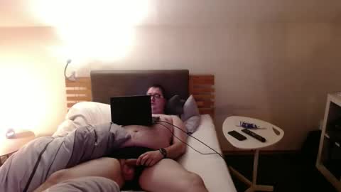 Snapshot of ersuchtspass1987 chatting on 12-28-24, 10:55 ersuchtspass1987 online show from 12-28-24, 10:55
