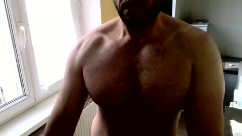 Snapshot of escapee4a chatting on 03-11-25, 09:45 samshiro4k online show from 03-11-25, 09:45