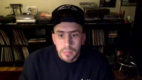 Snapshot of esdee420 chatting on 01-12-26, 01:22 esdee420 online show from 01-12-26, 01:22