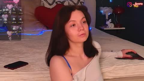 Snapshot of eseensia chatting on 03-01-26, 02:46 Eseensia online show from 03-01-26, 02:46