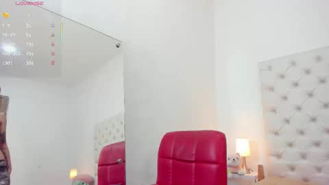 esmeralda  online show from 09-22-25, 04:09