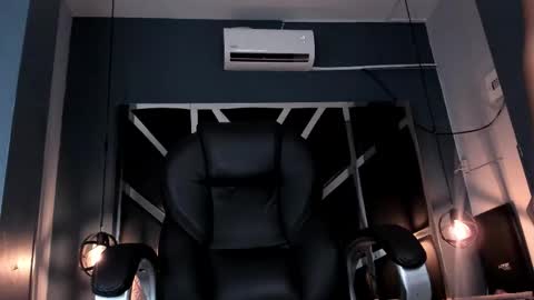 Snapshot of esmeralda__18 chatting on 03-04-26, 07:53 Esmeralda online show from 03-04-26, 07:53