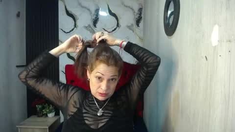 esmeralda black online show from 05-06-26, 03:13