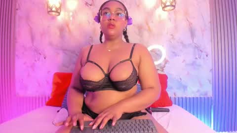 esmeralda online show from 02-13-25, 09:09