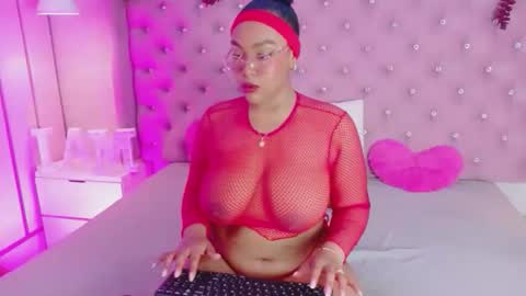 esmeralda online show from 02-01-26, 05:17