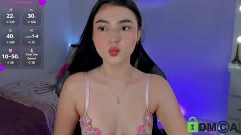 Esmeralda online show from 06-14-26, 12:18