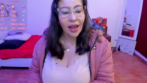 esme online show from 05-17-26, 02:02