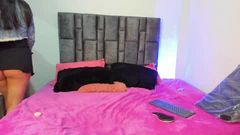 Perla online show from 04-29-26, 07:56