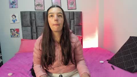 Perla online show from 06-22-26, 11:13