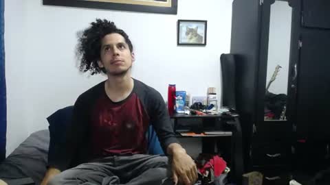 Snapshot of esnaider_man chatting on 06-14-26, 03:30 Esnider online show from 06-14-26, 03:30