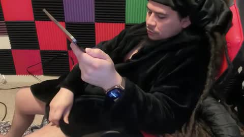 Snapshot of essaywoke chatting on 01-15-26, 12:59 EssayWoke online show from 01-15-26, 12:59