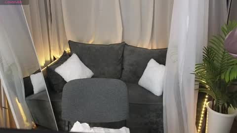 Ava online show from 04-30-26, 02:07