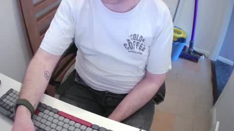 Morph online show from 04-25-26, 05:10