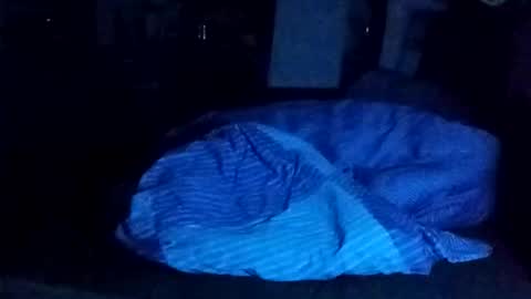 Snapshot of essoisso chatting on 04-04-26, 11:35 essoisso online show from 04-04-26, 11:35