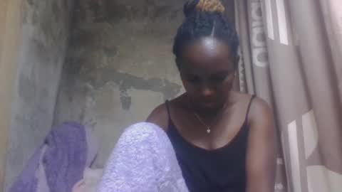 Snapshot of estanie chatting on 10-06-25, 09:34 estanie online show from 10-06-25, 09:34