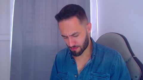 Snapshot of esteban7984068 chatting on 12-20-24, 06:02 esteban online show from 12-20-24, 06:02