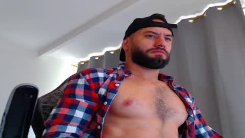 esteban online show from 11-20-25, 03:45