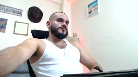 Esteban Fernandez online show from 05-22-26, 07:30