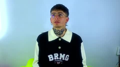 Esteban independent model online show from 03-07-25, 01:40