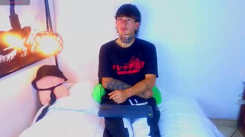 Esteban independent model online show from 09-18-25, 07:54