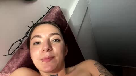 estefa1 online show from 03-04-26, 06:30