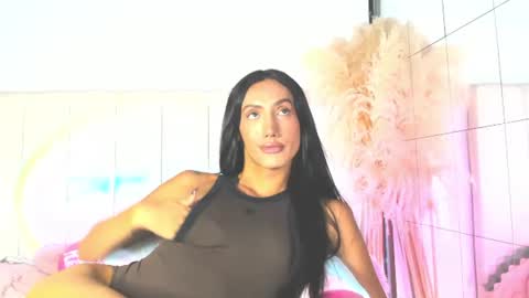 Estefa G online show from 06-22-26, 10:18
