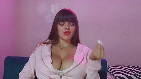 Estefa online show from 01-07-26, 02:30