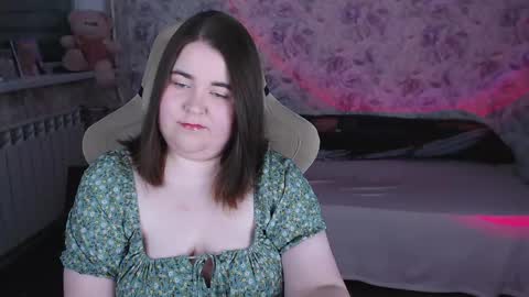 estelle_hicks online show from 04-18-26, 06:56