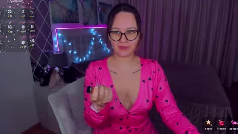 Odelia online show from 12-23-24, 08:44