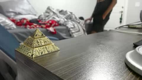 94Bottles online show from 09-29-25, 02:06