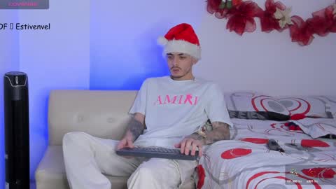 estivenvel online show from 12-24-24, 07:00