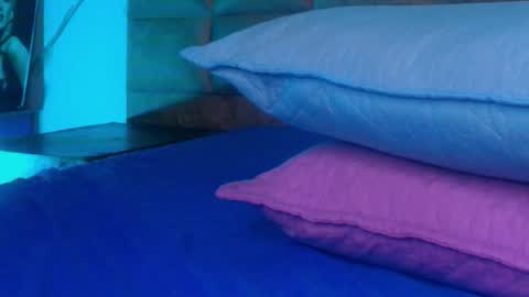 Estrella online show from 11-08-25, 12:16