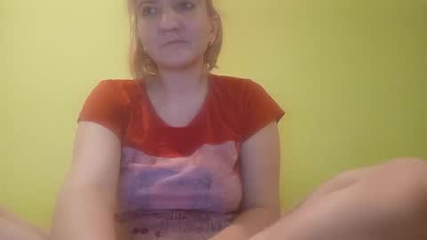 Snapshot of estrellawalters chatting on 12-28-24, 06:18 estrellawalters online show from 12-28-24, 06:18