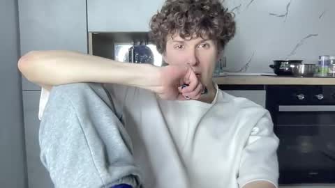 Alex online show from 02-25-26, 11:31