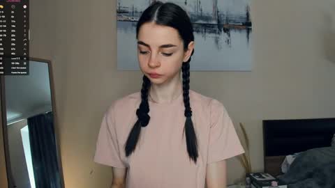 Mary online show from 06-08-26, 07:42
