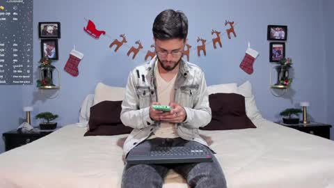 ADAM TAYLOR  ETHAN CAMBAL INDEPENDENT MODELS online show from 12-14-24, 10:28