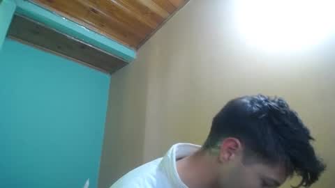 Snapshot of ethan_anavrin chatting on 01-12-25, 05:01 greetings sergi online show from 01-12-25, 05:01