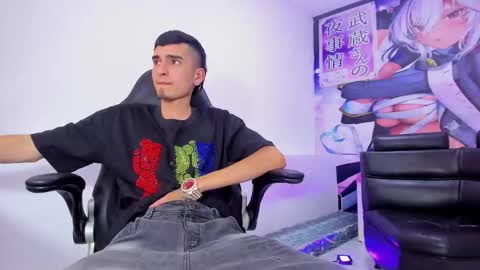 Snapshot of ethan_boy_ chatting on 09-25-25, 09:18 Ethan online show from 09-25-25, 09:18