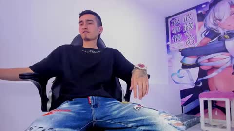 Snapshot of ethan_boy_ chatting on 10-04-25, 08:18 Ethan online show from 10-04-25, 08:18