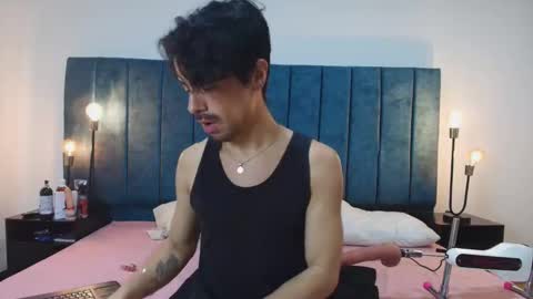 Snapshot of ethan_briggs chatting on 03-08-26, 03:54 ethan online show from 03-08-26, 03:54