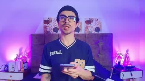 ethan  online show from 07-12-26, 03:52