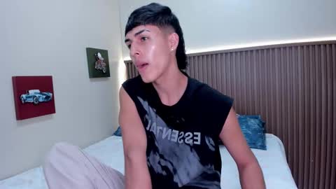 Snapshot of ethan_jamees chatting on 02-07-26, 06:44 E T H A N online show from 02-07-26, 06:44