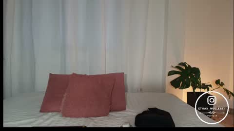 Ethan Muller online show from 07-28-26, 10:54