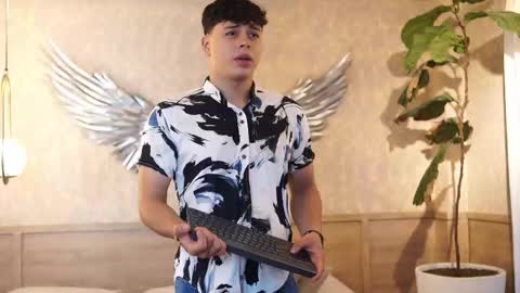 ethan_occonor online show from 12-01-25, 12:10