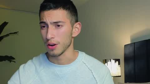 Snapshot of ethan_skiny_ chatting on 12-21-24, 07:56 Joan online show from 12-21-24, 07:56