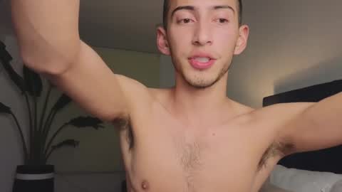 Snapshot of ethan_skiny_ chatting on 01-14-25, 03:53 Joan online show from 01-14-25, 03:53