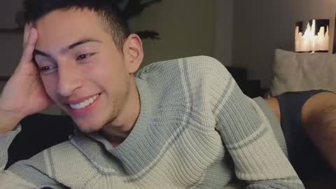 Snapshot of ethan_skiny_ chatting on 01-22-25, 07:03 Joan online show from 01-22-25, 07:03