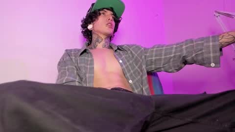 Snapshot of ethan_sykes chatting on 11-15-25, 12:19 Ethan sykes online show from 11-15-25, 12:19